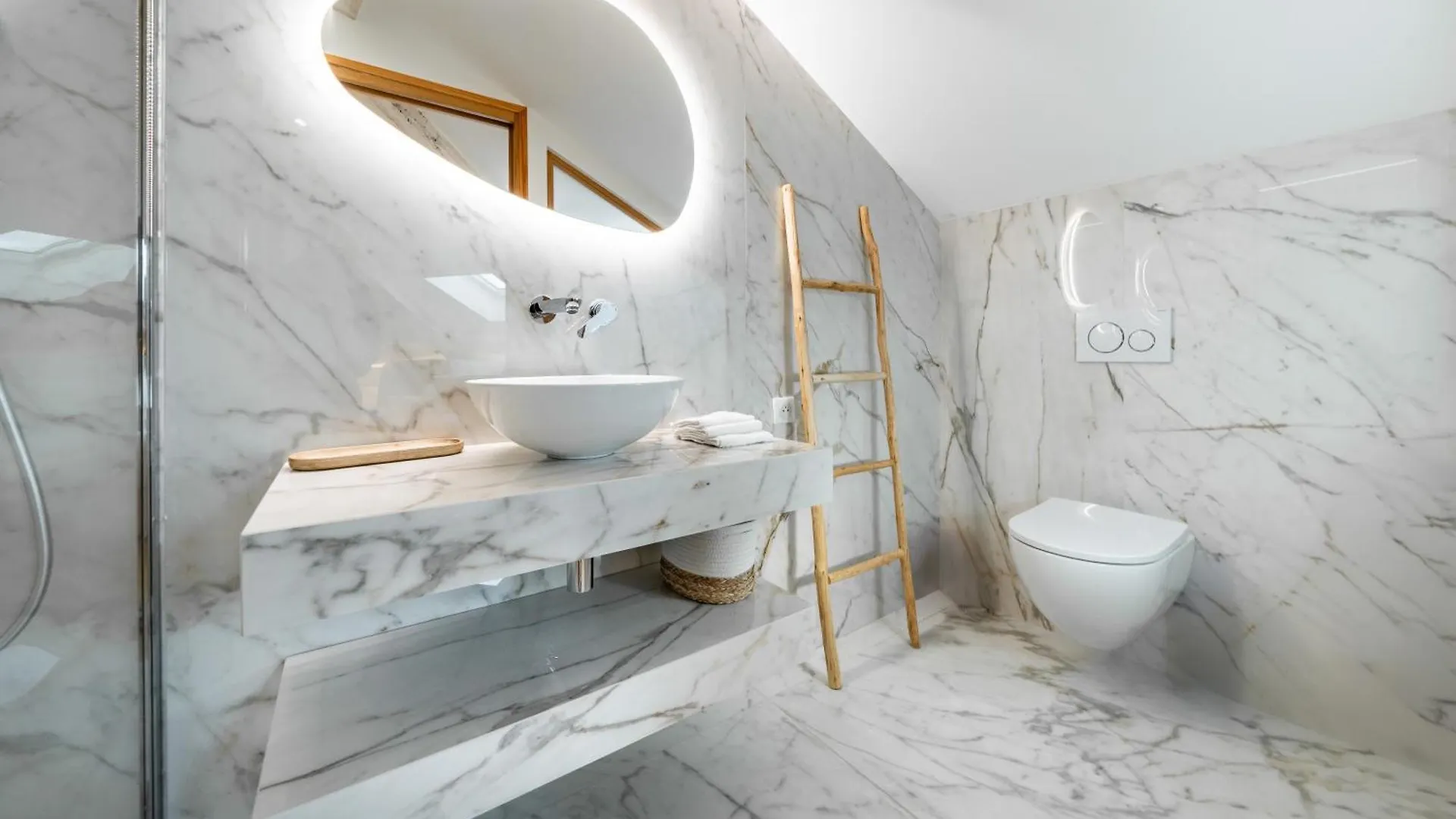 4 Pieces Sur La Rue D'Antibes - Renove Et Climatise Apartment Cannes 0*,