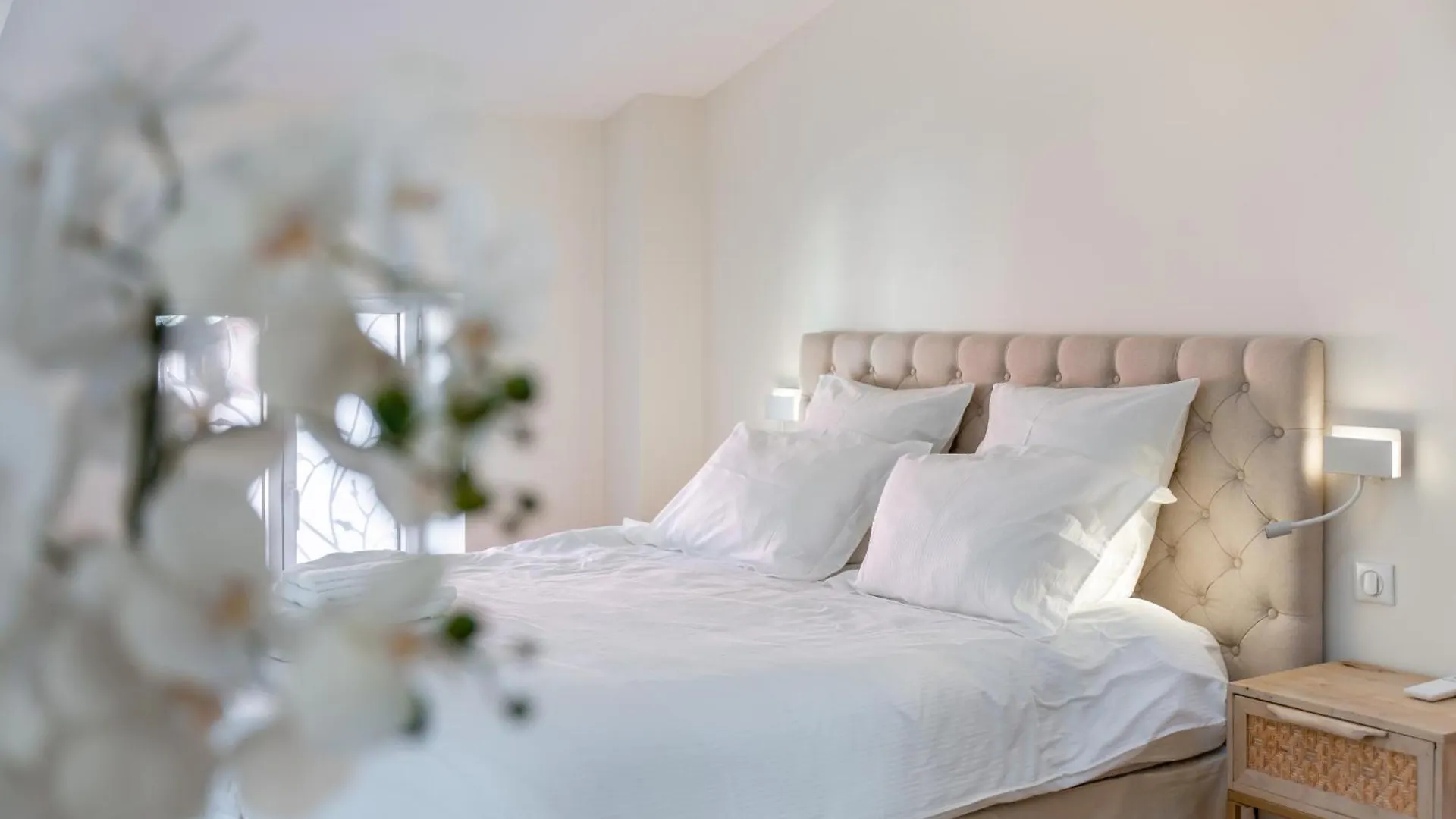4 Pieces Sur La Rue D'Antibes - Renove Et Climatise Apartment Cannes
